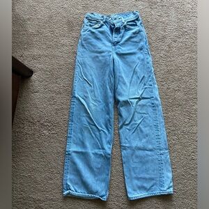 Levi’s High Loose Light Wash Jeans